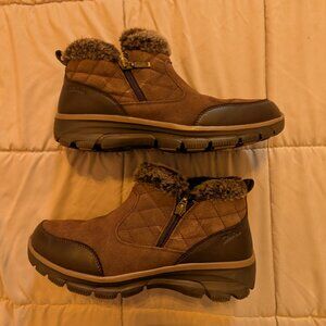 Sketchers Snow Booties, Winter ankle boots, fur